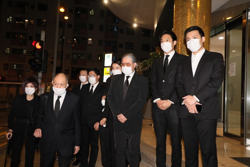 霍家四代女眷皆是极品，悄无声息便可搅动半个世纪风云