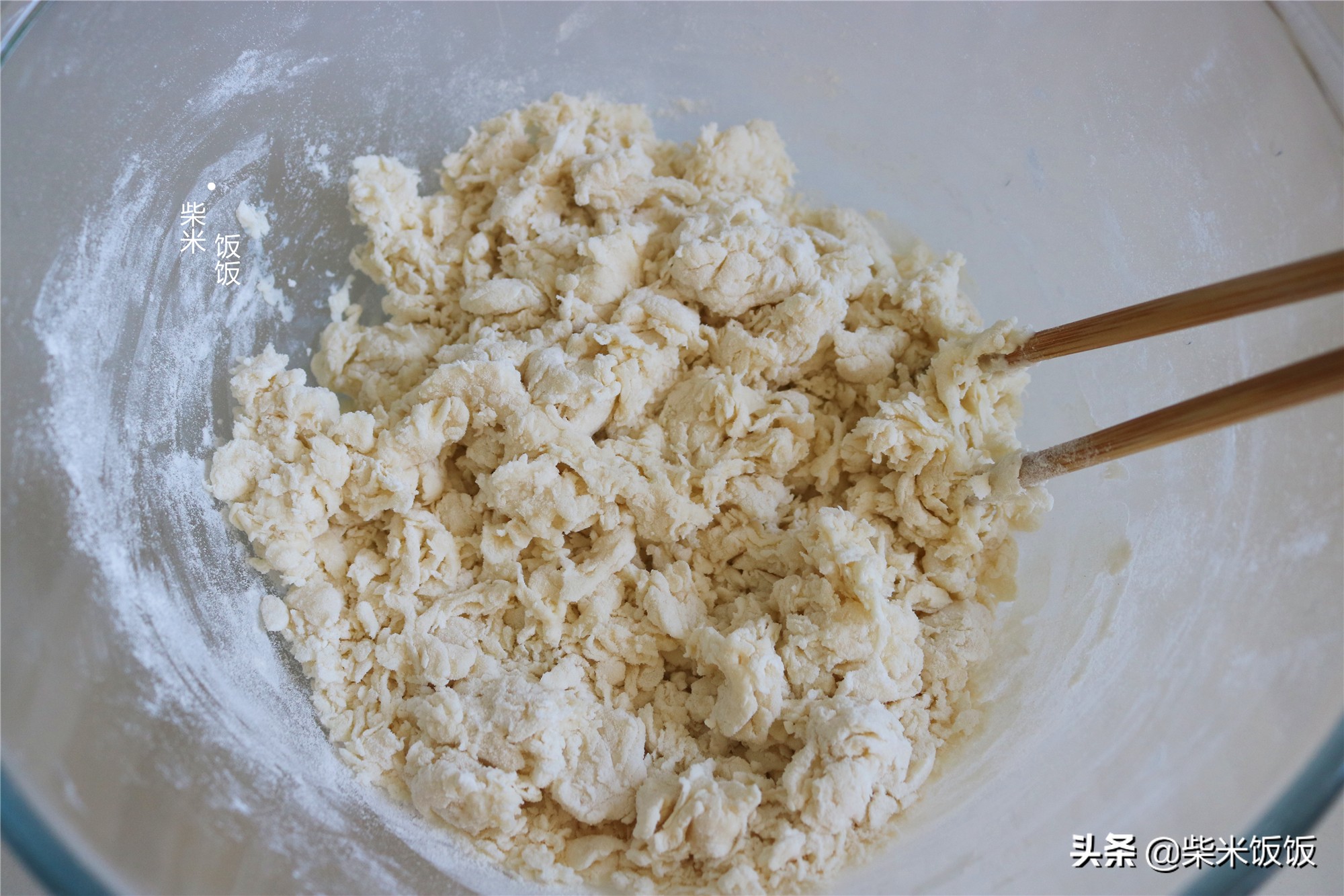 孩子点名要吃的烧麦，做法比饺子简单，一锅蒸33个，凉了也好吃