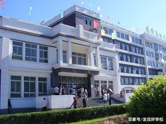 在你心里廊坊市排名第一的高中是不是她——三河市第二中学