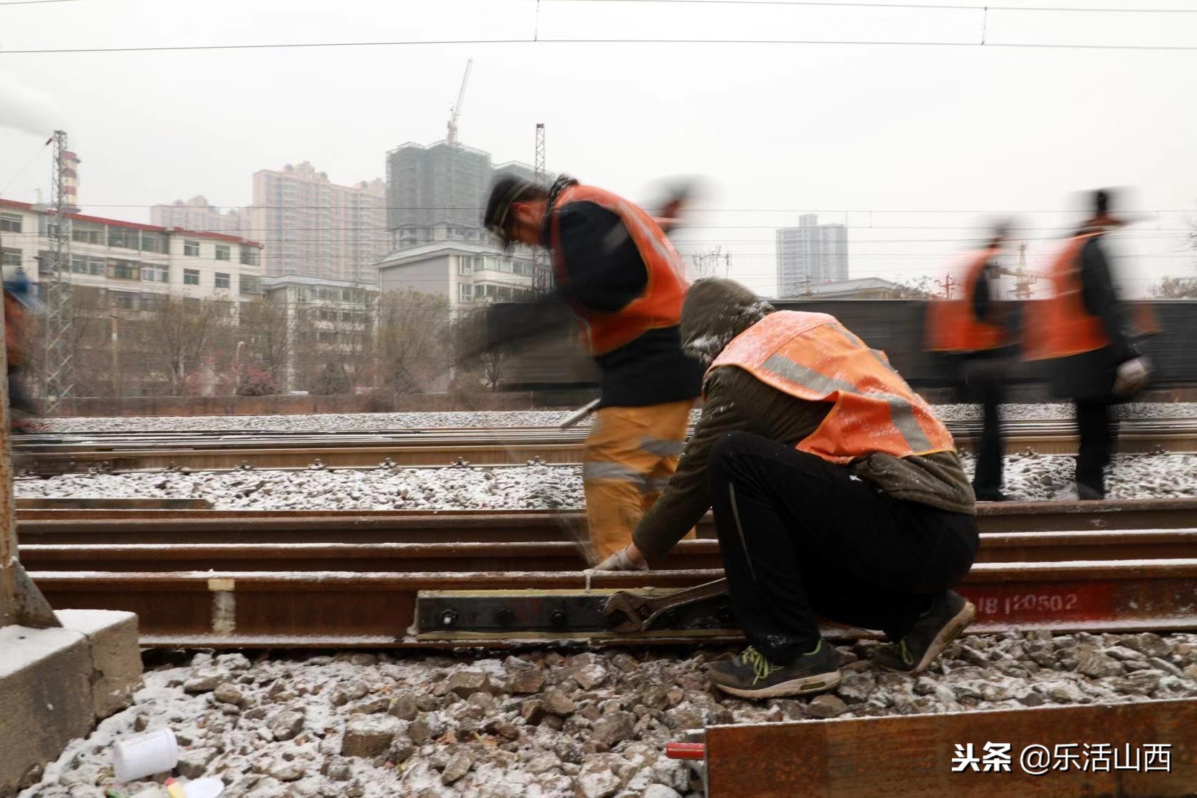 你的安全出行，离不开这些铁路上的风雪逆袭者~