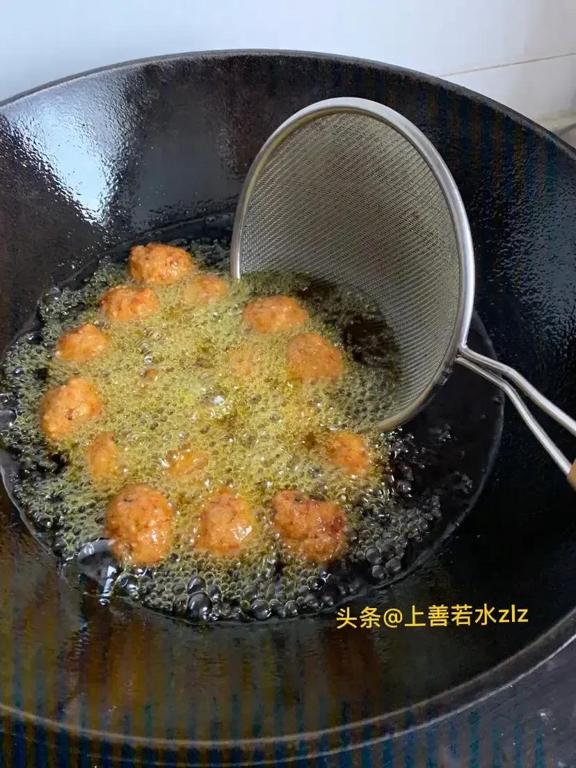 油炸糯米丸子（安徽特产炸糯米肉圆子的正宗做法传授）