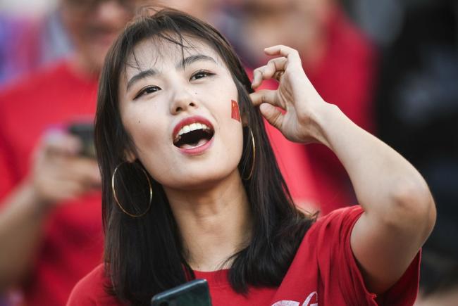 中超球迷都是什么職業（中超球迷多為中產階級！足協：本科及以上84%，10萬元及以上83%）