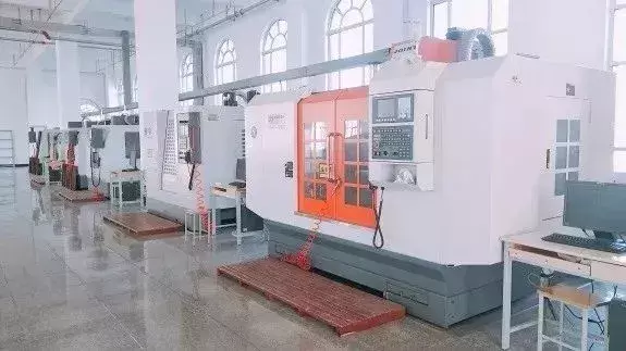 “硬核港湾”：细数青岛港湾职院的高光时刻，错过等一年