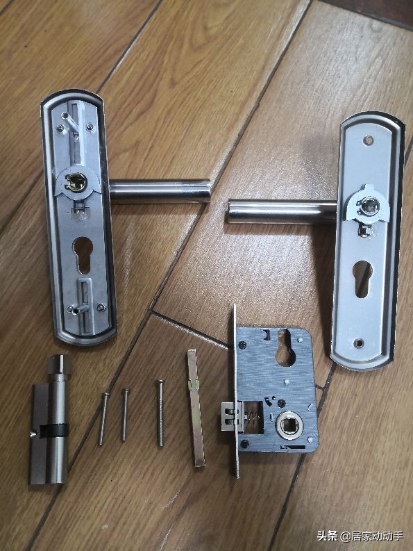 西门子洗衣机门锁维修视频(西门子洗衣机门锁拆解视频教程)-同城快修