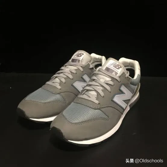 nb和cba哪个牌子鞋好(拥有“鞋皇”配色的平价New Balance 9系鞋款CM996CBA)