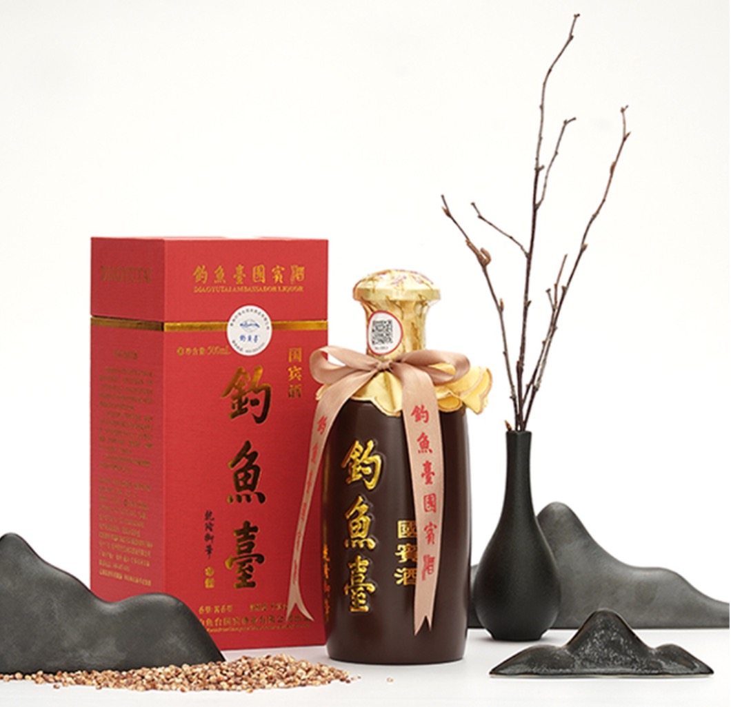 想喝茅台太贵买不起，又不想被人看不起，推荐你看看这12款酱香酒