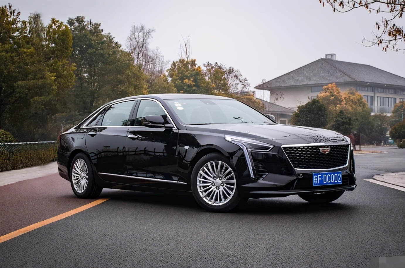 30万提了輛低配凱迪拉克CT6，开了8560Km，这几个缺点不得不说