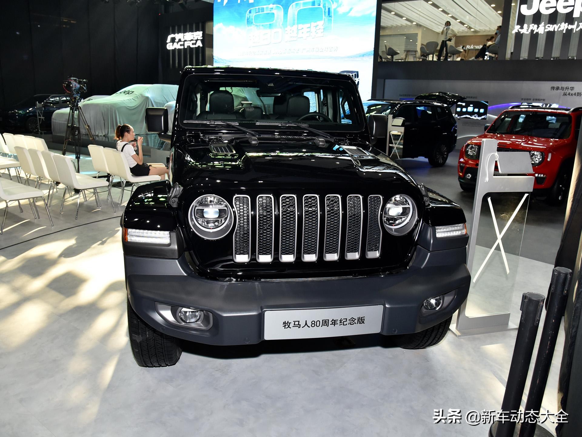 2.0T高达400牛·米，进口越野SUV，3米轴距硬汉四驱，实拍牧马人