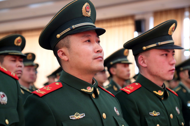 来看,只有四期干满才能满足16年,当然不能算大专或本科入伍的直招士官