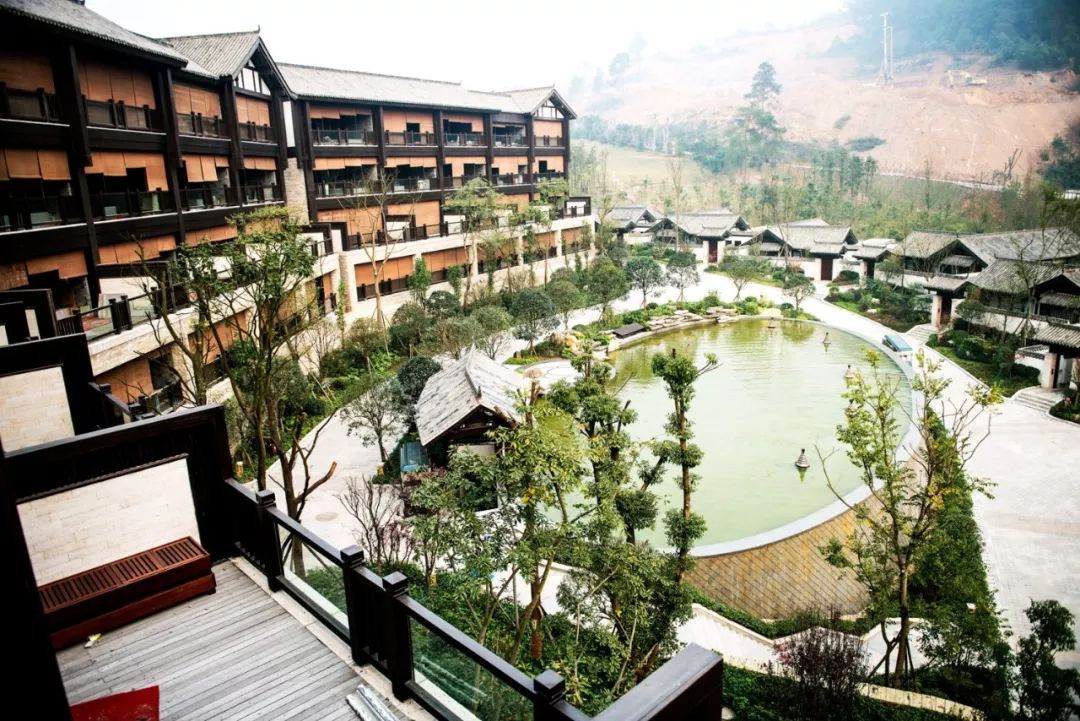 成都国色天香团购（泡温泉、看雪山、感受民族风情……成都父母冬日遛娃泡汤攻略）