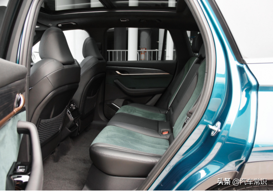 紧凑型SUV吉利星越L来了，起售价14.8万，未来可期
