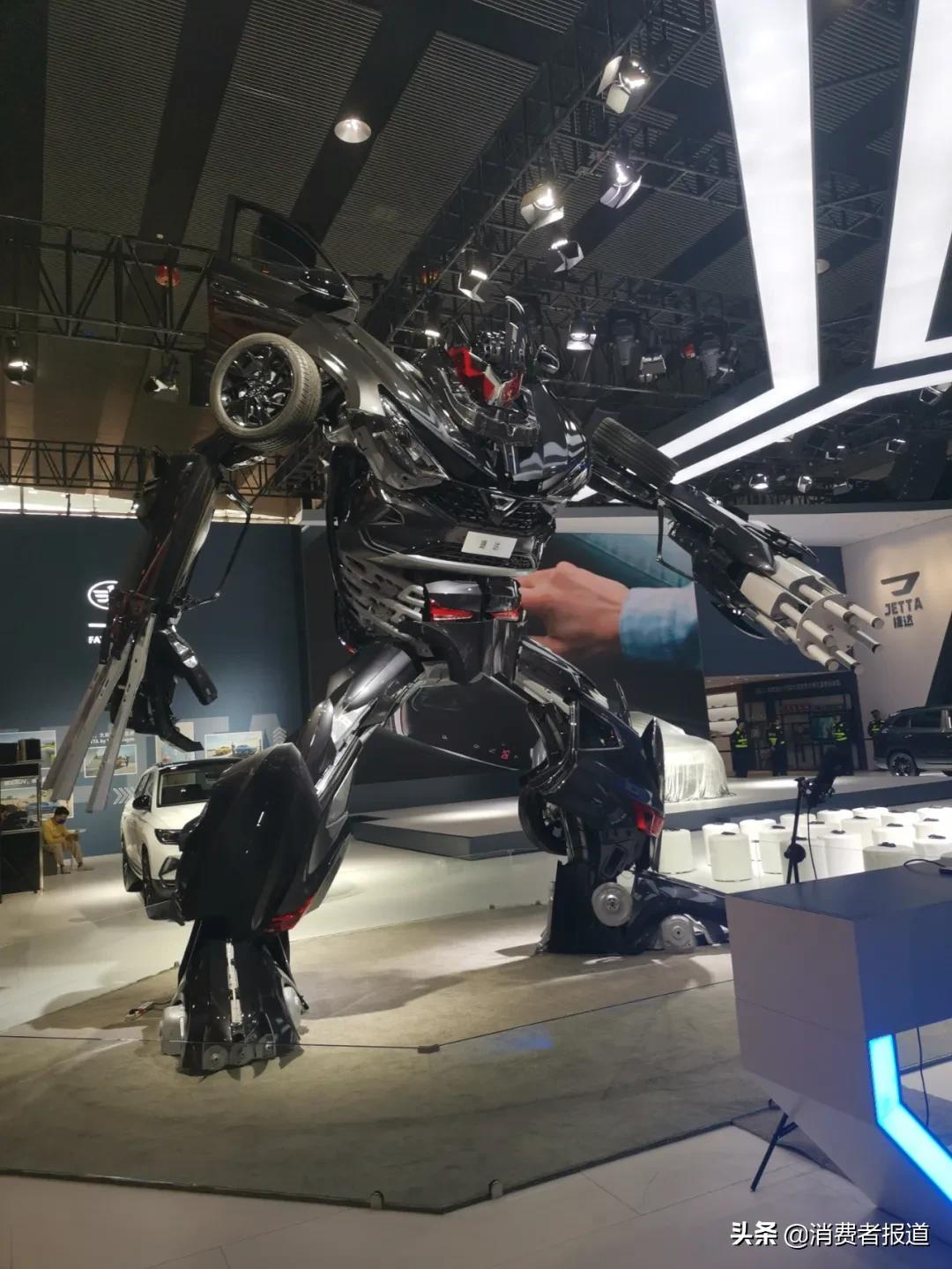 广州车展·观察｜最适合女性逛的车展，带来的新能源车也更高端