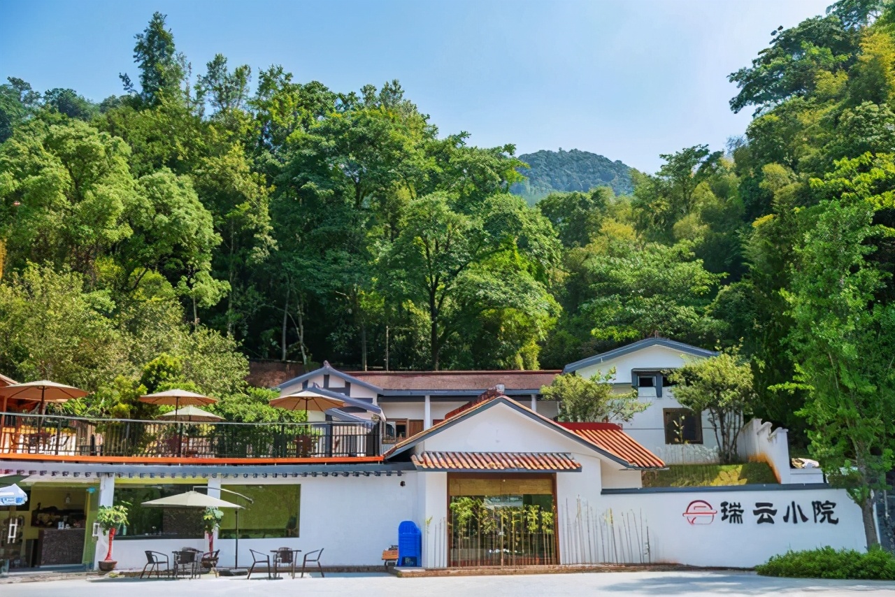 三明瑞云山风景区攻略(福建省最大的火山岩地貌区)