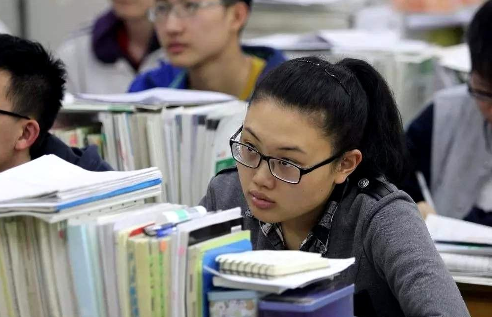 湖南这所大学很“尴尬”，本省考生瞧不起，外省学生却趋之若鹜