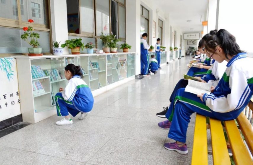 民办学校转为公办，老师可直接享有公办编制吗？教育部回应来了