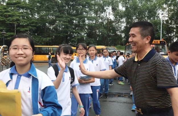 高考前后“饮食”的对比，待遇差距巨大，网友表示太真实了