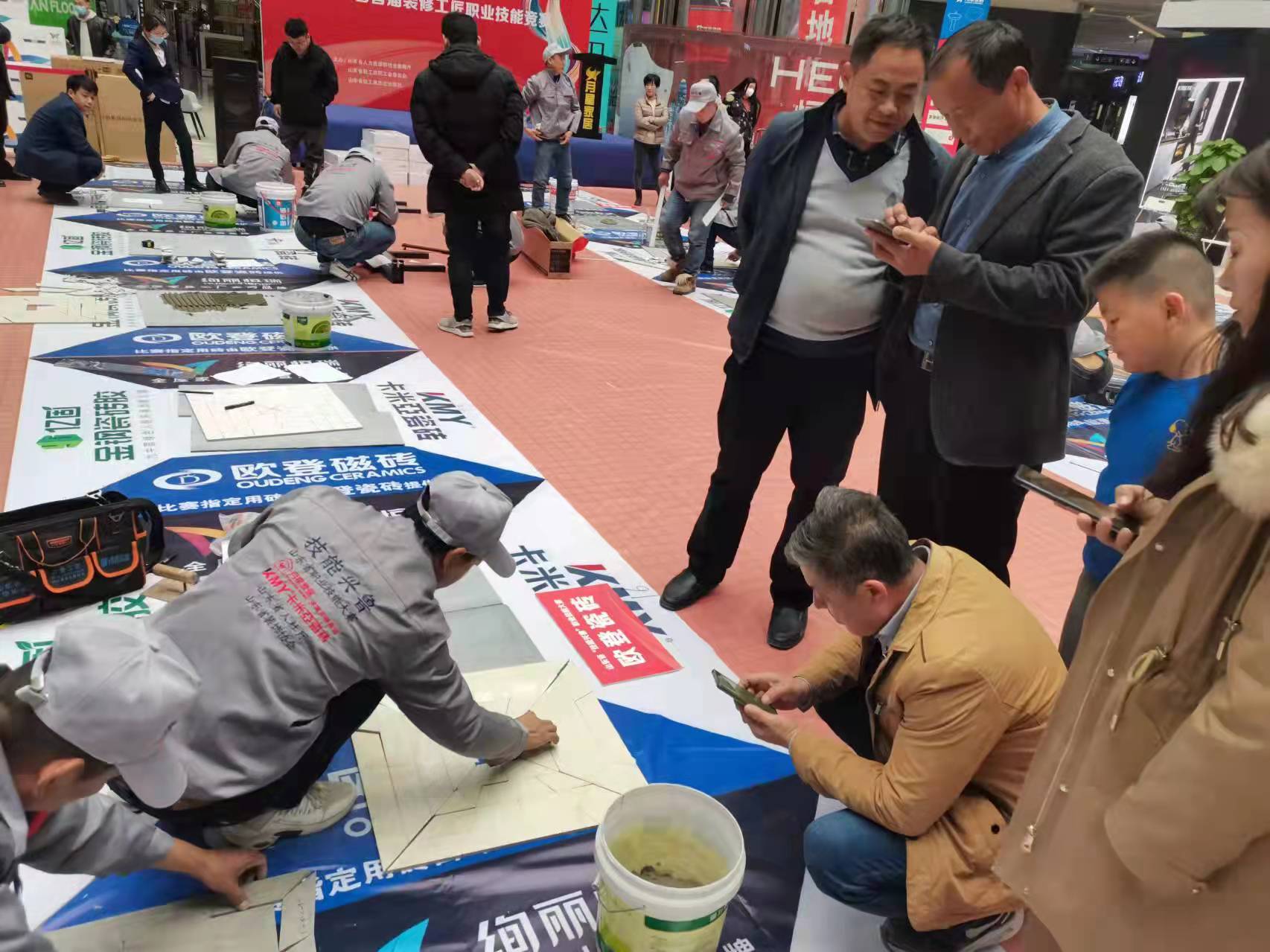 “技能兴鲁”职业技能镶贴工大赛在济南月星家居鸣枪开赛