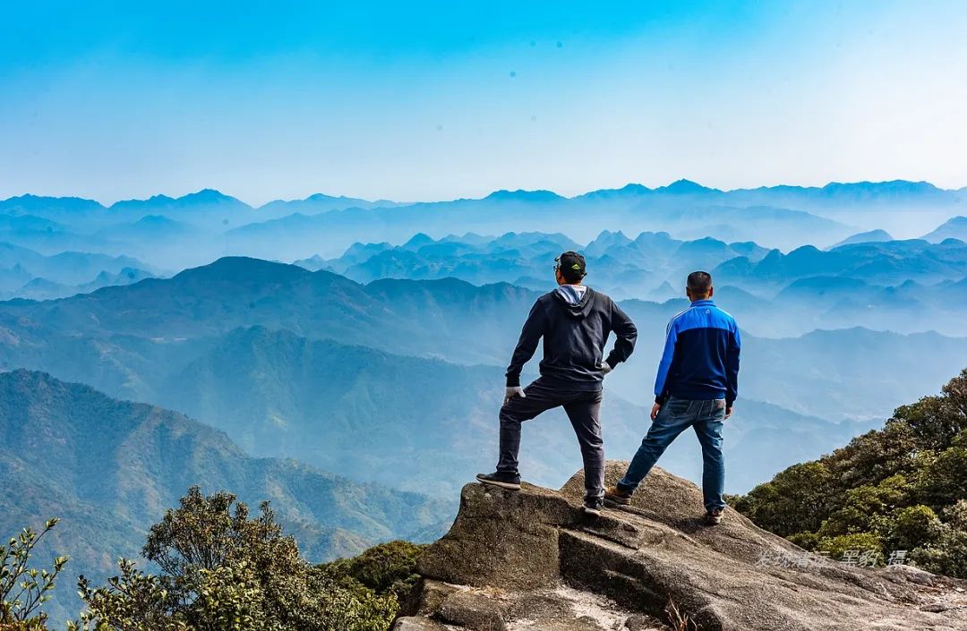 东岳是什么山(广东有座海拔1452米的东岳山，风景不输泰山却鲜为人知)