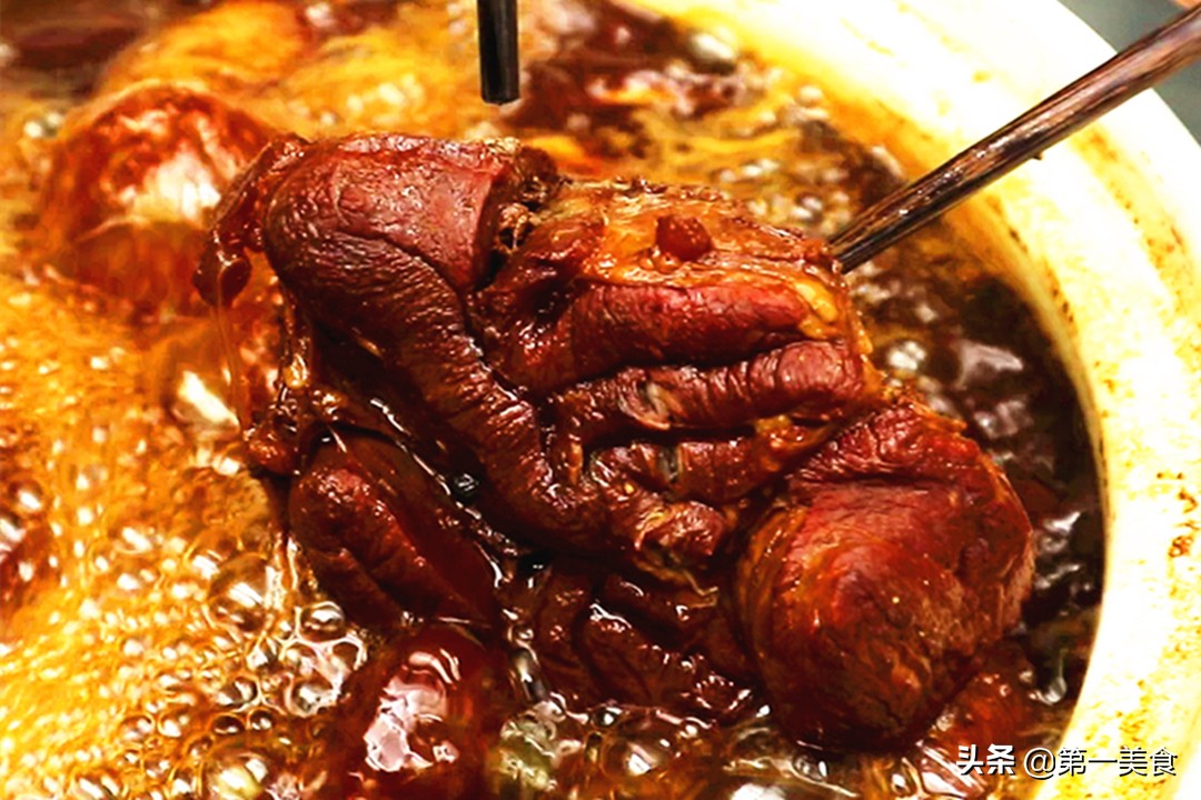 酱牛肉做法（最正宗的做法入味足酱香浓郁不散花）