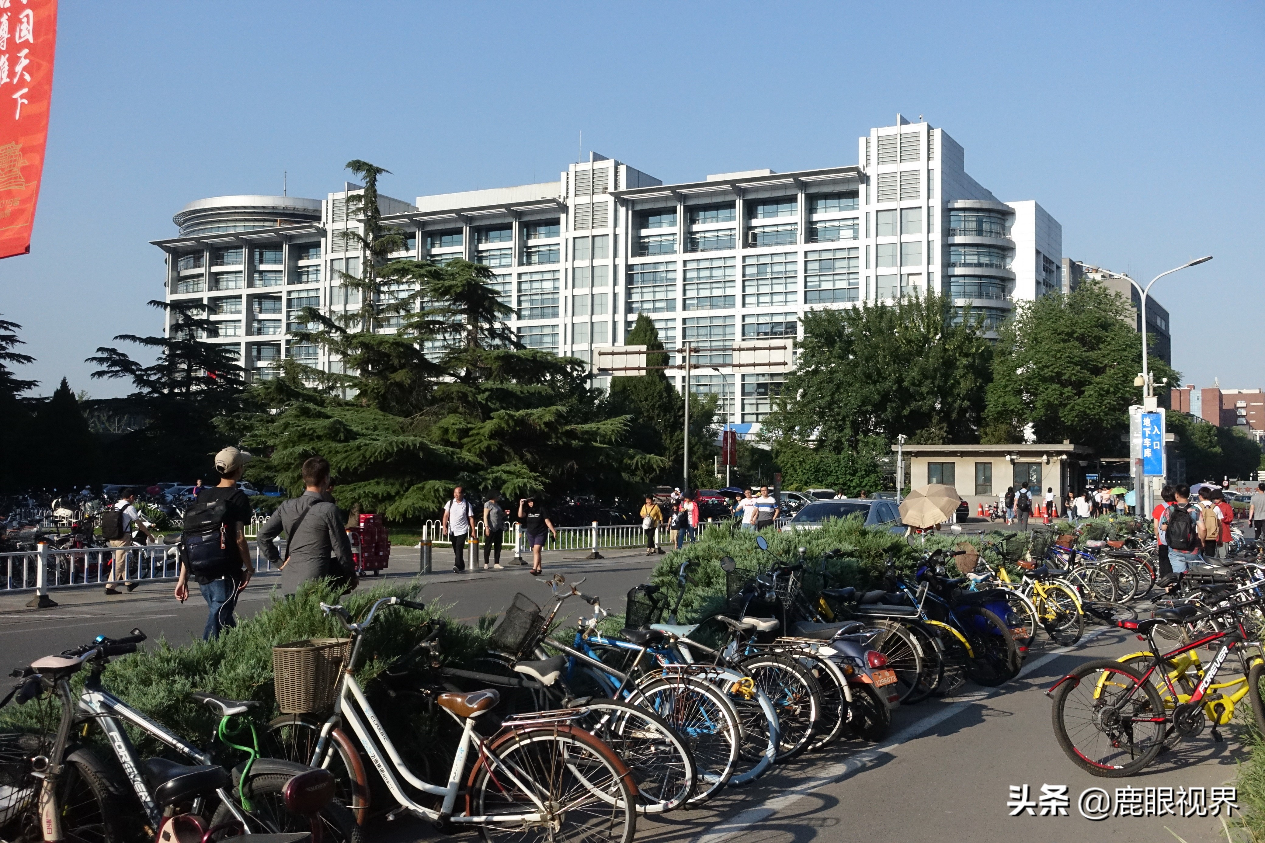 北大风光（二）北大的每一幢房屋都是标志性建筑