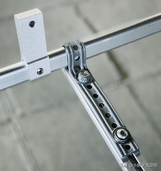 福特新全顺：ETFE柔性板&硬板共960W，考虑再三的太阳能解决方案