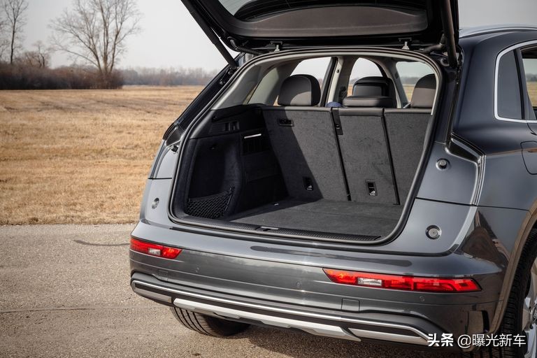 奥迪Q5和Q5 Sportback，2021款，新车上市