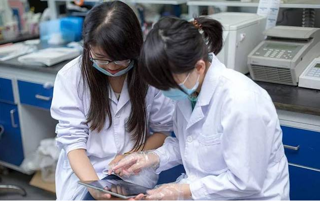 2021国内医学院校最新排名出炉，北大医学无缘榜首，湘雅意外垫底