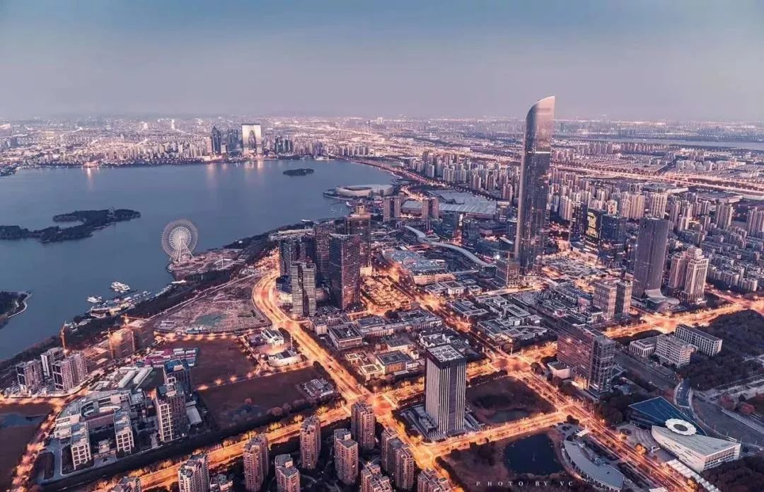 中国十大城市大洗牌：武汉反超南京，广州领先重庆