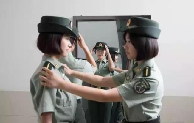 我国顶级的9所军校，比清华北大难考，就业不愁发展不可限量