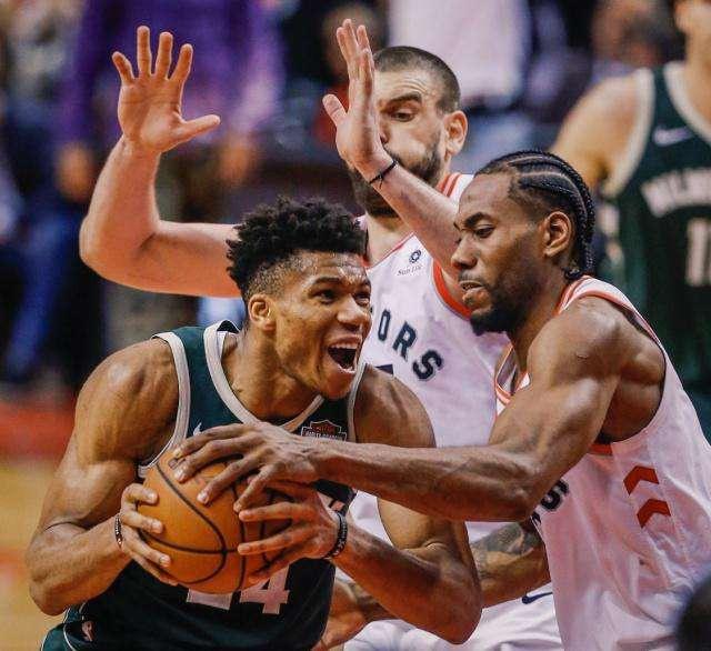 nba球員為什么很少掏球（為何原先NBA常見的單手抓球現在很少見了？答案說出來你可能不信）