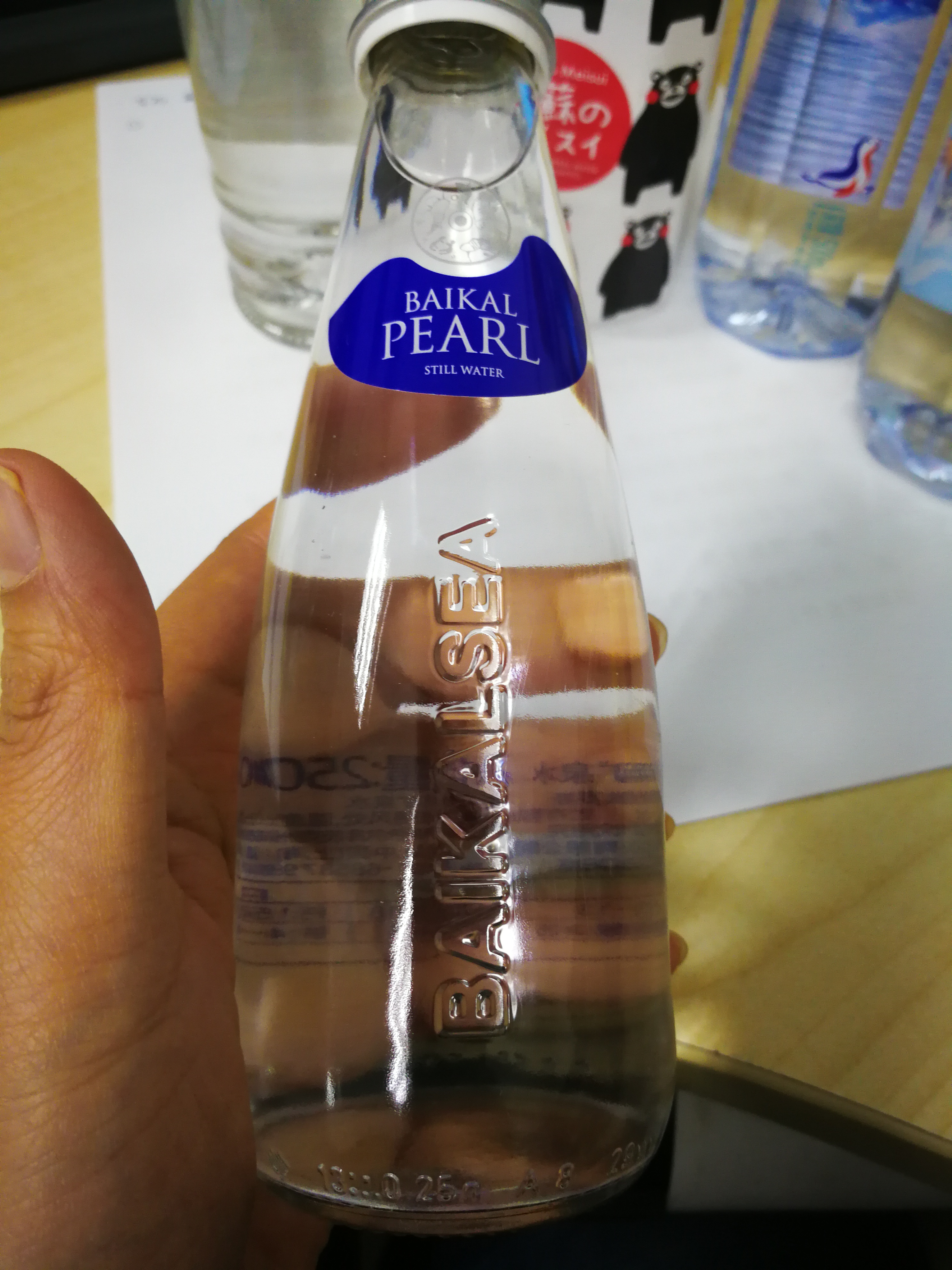 42种矿泉水测评之一 你知道的牌子几乎都在