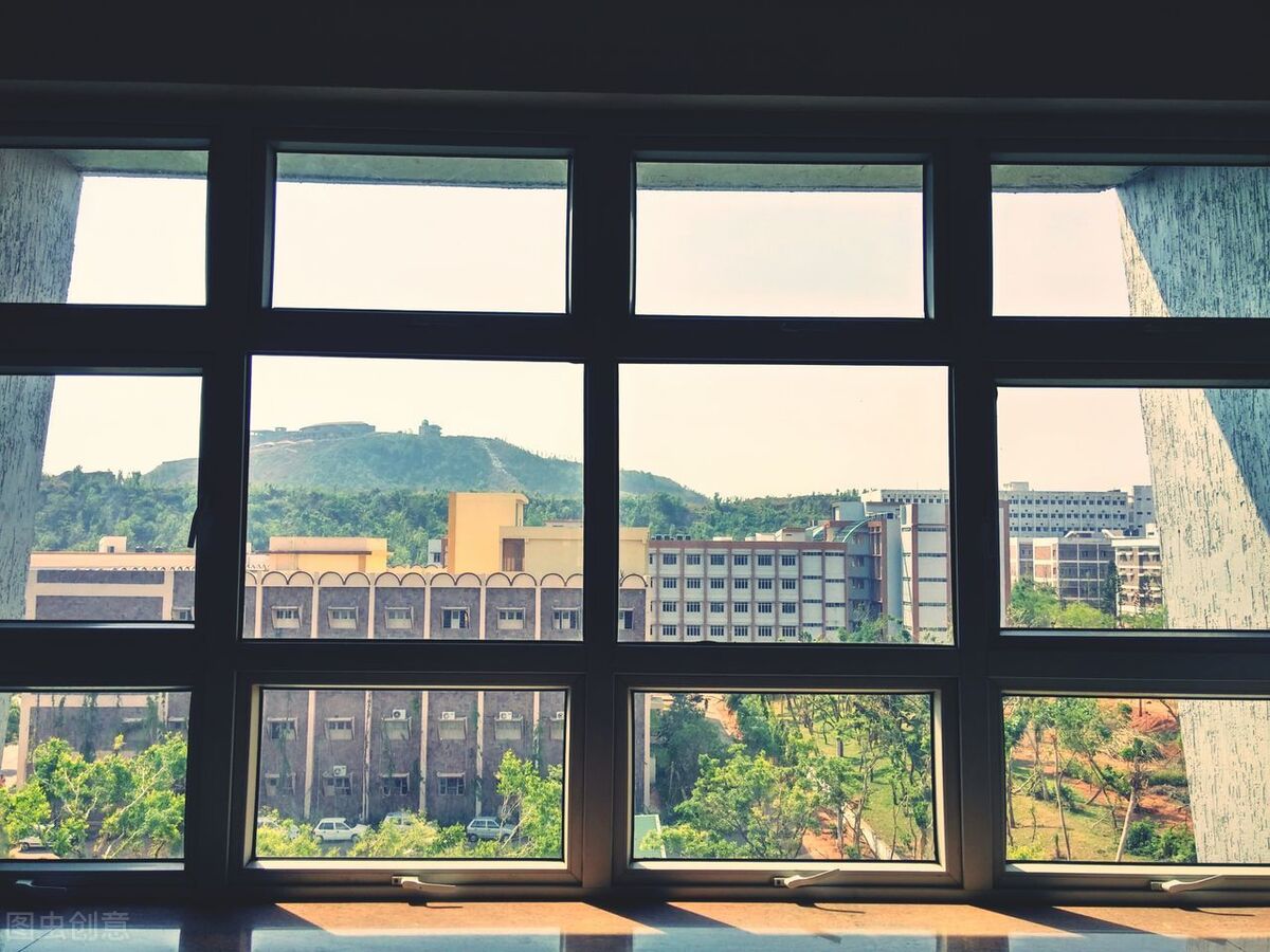 大学是最佳入党时机，大一新生想要入党，务必做好这4件事