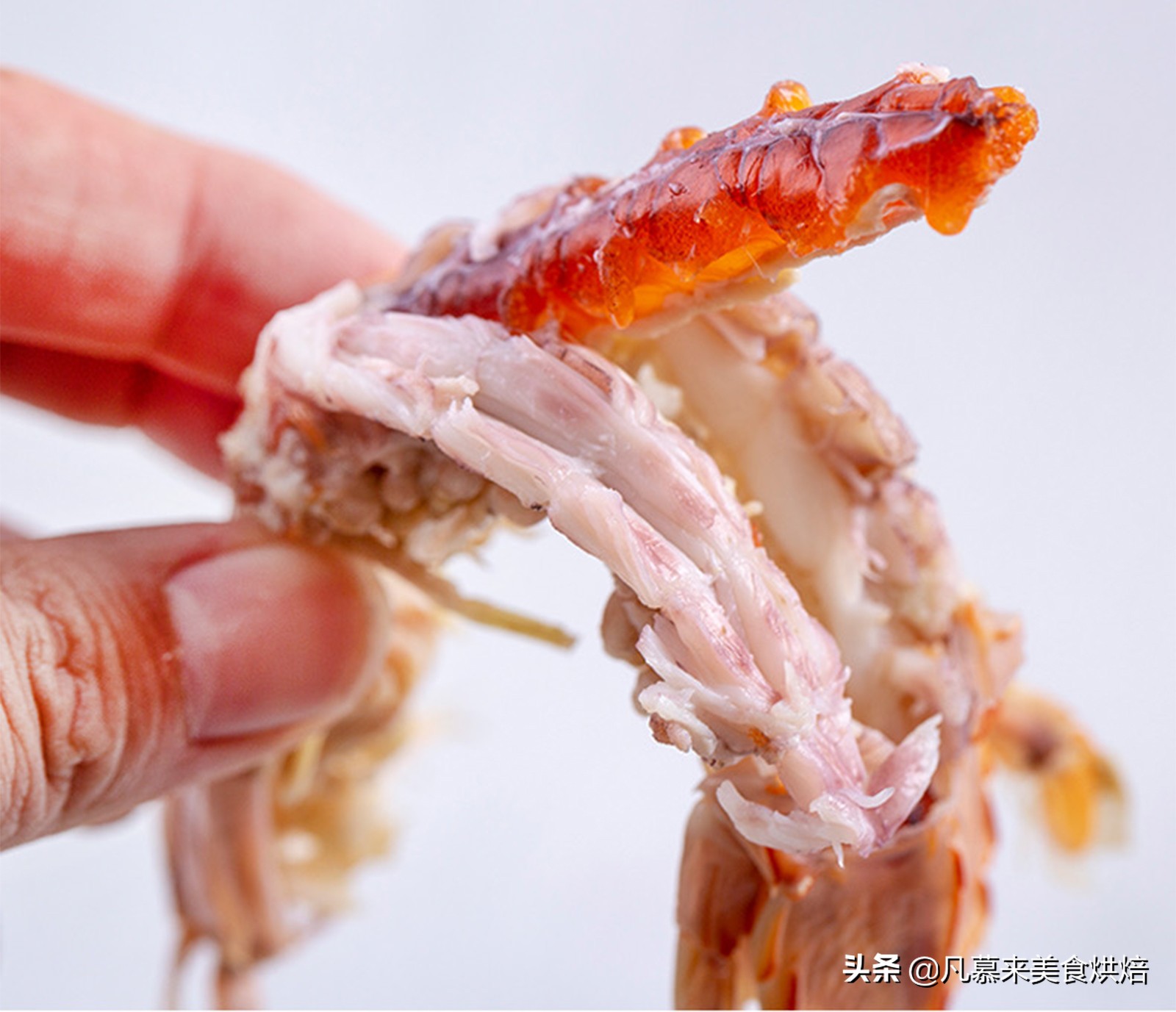 皮皮虾好吃不好剥，皮皮虾怎么剥？2种妙招教您轻松快速剥皮皮虾