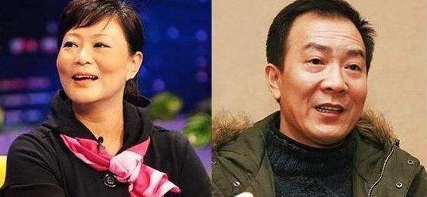 直到戴志诚提出离婚,戴他的妻子也是小品演员的杨磊才恍然大悟,做客