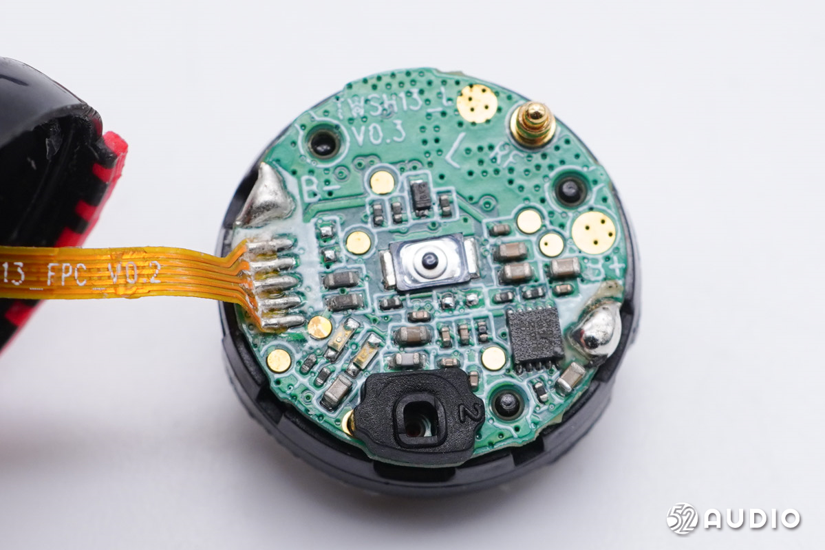 安德玛联名款 jbl flash真无线运动耳机拆解报告