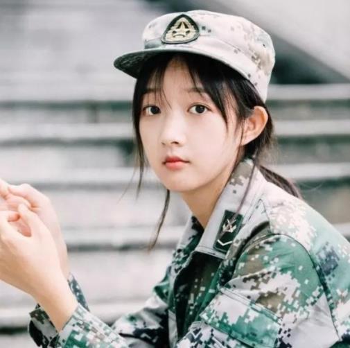 2021当兵有新政策，专科生参军后将免试读本科，学生需要把握机会