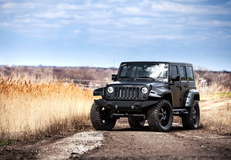 奔驰g级和牧马人哪个越野性能好?奔驰g级对比吉普牧马人