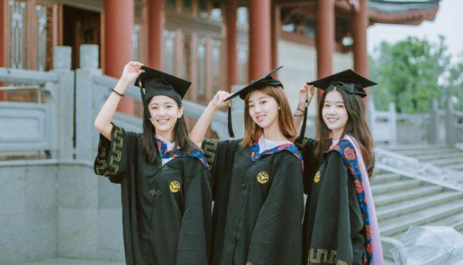 大学生保研容易入的“坑”，推免生要注意，避免踩雷错失机会