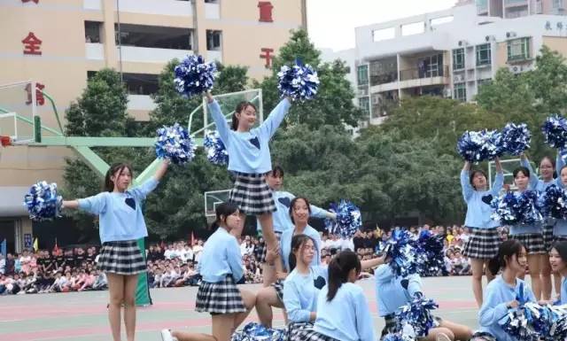 东莞市东华高级中学丨花15万读三年，东华人表示不后悔
