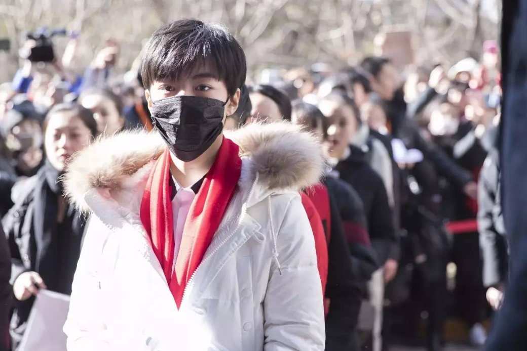 2021年“新校花”来袭！颜值神似高圆圆，网友反驳：差太多了