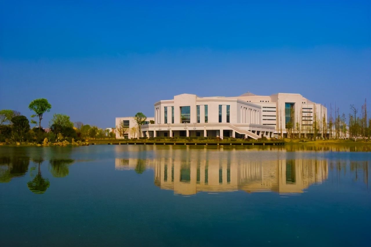 西安电子科技大学不愧是西军电，名声实力，超过身为985的成电