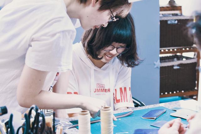 手工皮具基础班：工艺、工具、皮料、版型我们应该从哪开始学习