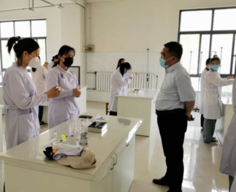 同是大专，高等专科学校和职业技术学校的区别很大，学生要早知道