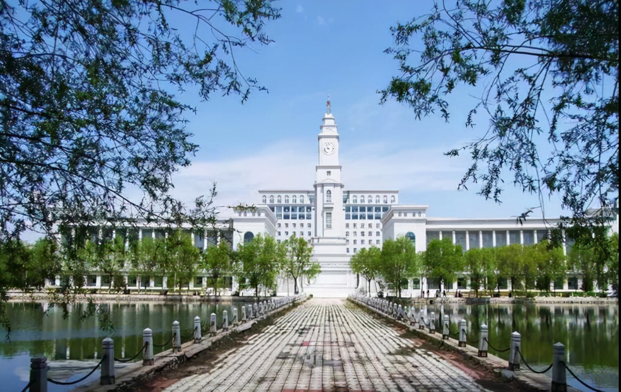 恭喜！黑龙江一所高校成功升级为一本院校，学生：幸福来得太突然