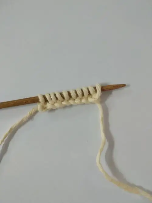 粗毛线手工编织围巾教程，简单美观，高清图解说明