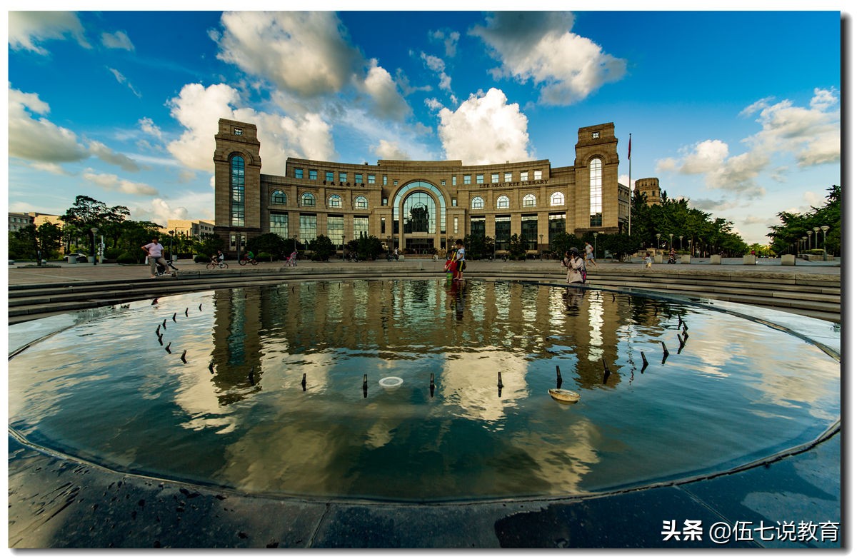 上海地区的强基院校，复旦大学和上海交通大学，谁更值得报考？