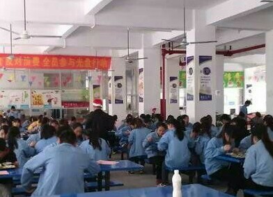 赞美明日宇航《后勤》职工食堂全体工作人员的