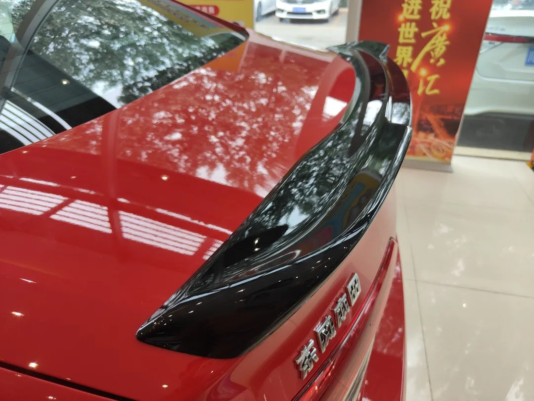 探店第十一代思域：外形变大叔，内里仍汹涌