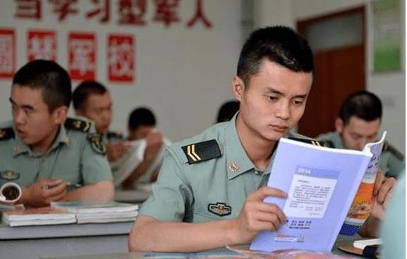 2021征兵要求有变化，这几种情况或将无法通过政审，大学生要留意