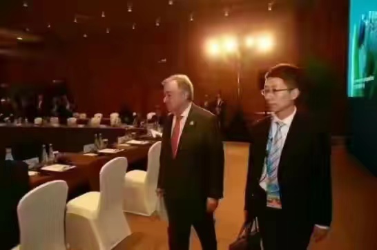 记得说“高考多拿1分，干掉千人”的衡水班长？最后他考了几分？